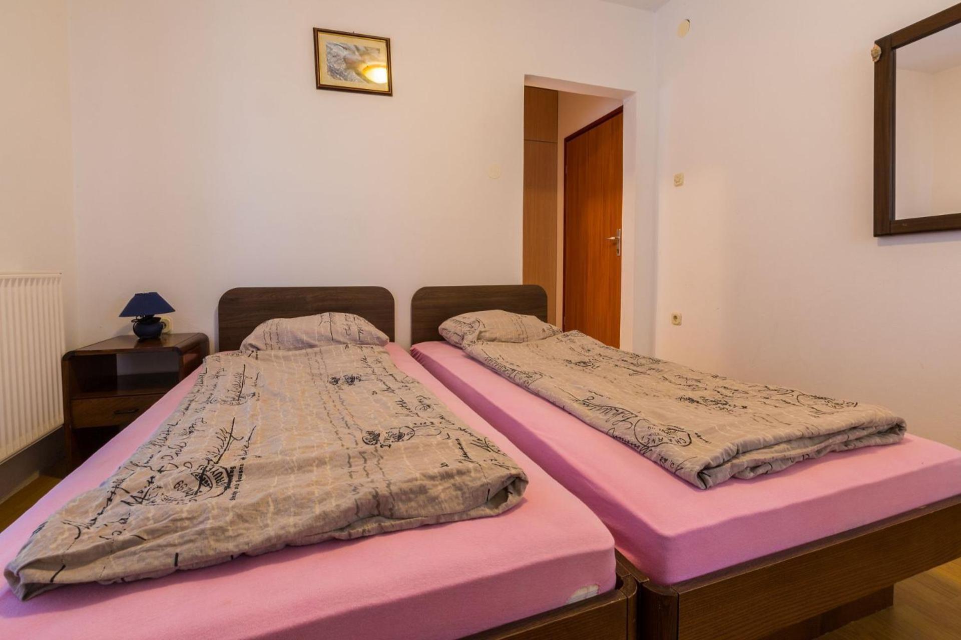 Apartments Tomica Нови Винодолски Екстериор снимка